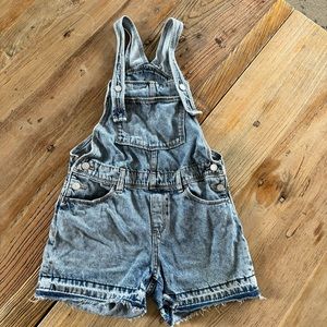 Old Navy Blue Denim Jumper Jean Shorts Sz 14